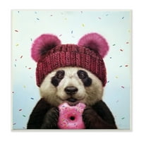 Sretni Panda medvjed s ružičastim šipkom krafnom uokvirenim slikanjem umjetničkog tiska